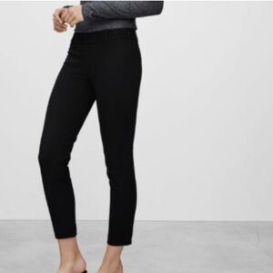 Aritzia Babaton Women's Black Slim Fit Elliot Cropped Pants Sz 2 Minimalist